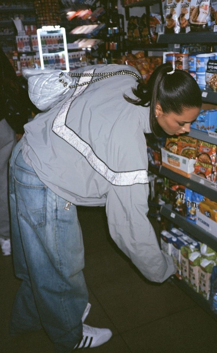 Y2K Streetwear-Look oversized